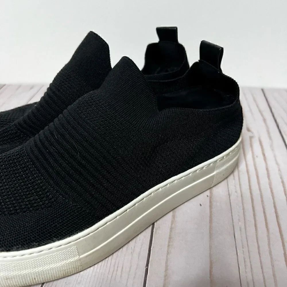 Madden Girl Black Buff Stretch Comfort Shoes - Picture 3 of 10